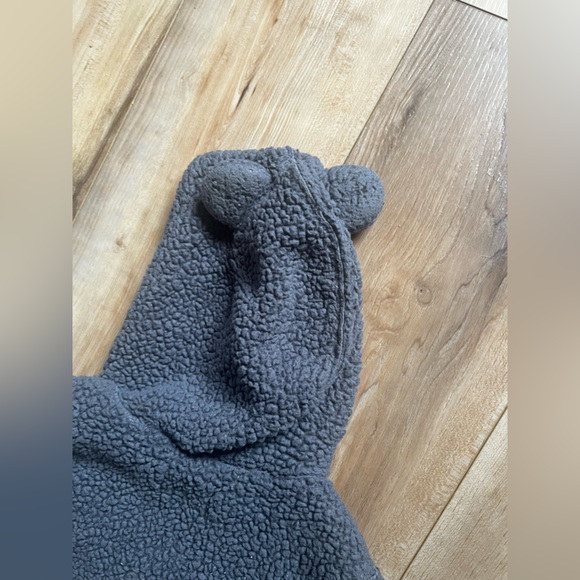 2T Old Navy Sherpa Hooded Zip Up Jacket | Unisex - Picture 5 of 5